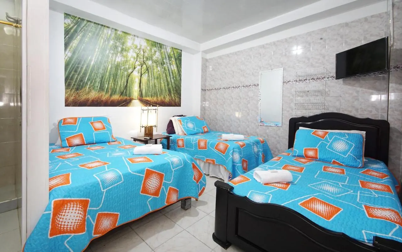 Hostal Tequendama Martha Santamaria Cali 2*,